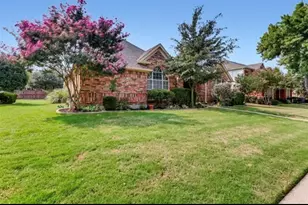 1924 Sunset Path, Lewisville, TX 75067 - Photo 4