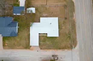 2507 SE 13th St, Mineral Wells, TX 76067 - Photo 32