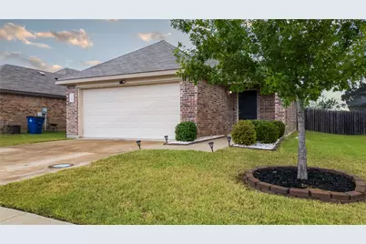 3308 Robin Road, Ennis, TX 75119 - Photo 2