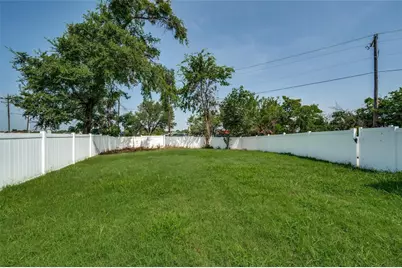 9801 Cedarcrest Drive, Providence Village, TX 76227 - Photo 4