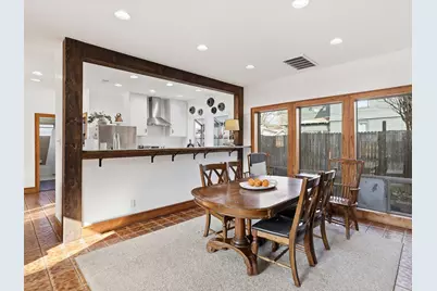 333 S Centre Avenue, Lancaster, TX 75146 - Photo 8