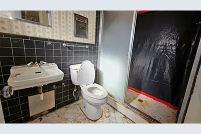 302 N Cottonwood Drive, Richardson, TX 75080 - Photo 4