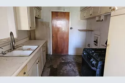 302 N Cottonwood Drive, Richardson, TX 75080 - Photo 10