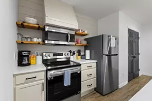 412 S Montgomery St, Sherman, TX 75090 - Photo 22