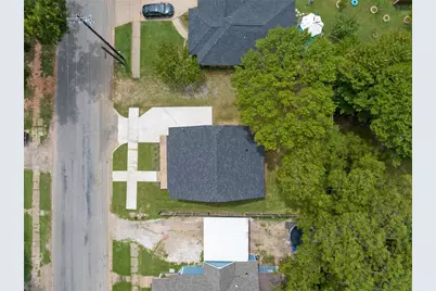 412 S Montgomery Street, Sherman, TX 75090 - Photo 2