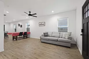 412 S Montgomery St, Sherman, TX 75090 - Photo 14