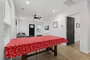 412 S Montgomery St, Sherman, TX 75090 - Photo 18