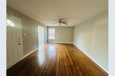 821 W Church Street, Grand Prairie, TX 75050 - Photo 6