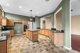 8029 Kristina Ln, North Richland Hills, TX 76182 - Photo 12