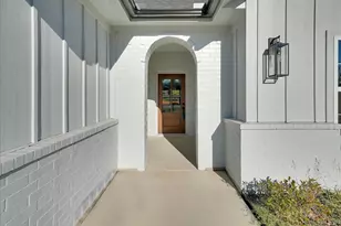 4609 Eagle Nest Ct, Granbury, TX 76048 - Photo 2