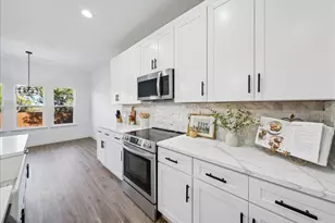 4609 Eagle Nest Ct, Granbury, TX 76048 - Photo 12