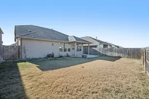 824 San Madrid Trl, Fort Worth, TX 76052 - Photo 34