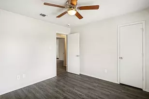 2705 Warren Ln, Fort Worth, TX 76112 - Photo 16