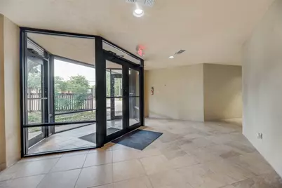 726 Dalworth Street, Grand Prairie, TX 75050 - Photo 4