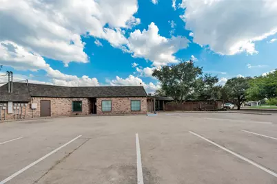 726 Dalworth Street, Grand Prairie, TX 75050 - Photo 16