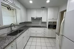 1709 Vicksburg Dr, Bedford, TX 76022 - Photo 14
