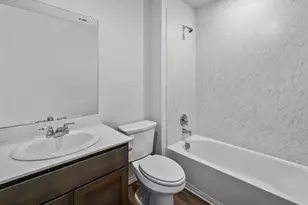 909 Jefferson Wy, Sherman, TX 75090 - Photo 2