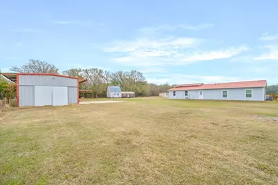 2209 Hare Lane, Greenville, TX 75402 - Photo 32
