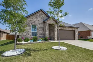 900 Honey Maple St, Princeton, TX 75407 - Photo 2