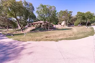 1231 Bow Creek Dr, Duncanville, TX 75116 - Photo 34