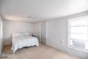 818 Ballinger St, Abilene, TX 79605 - Photo 8