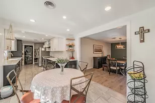 1408 Comanche Ct, Arlington, TX 76012 - Photo 8