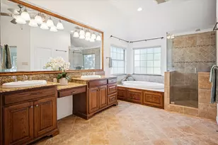 7545 Primrose Dr, Irving, TX 75063 - Photo 22