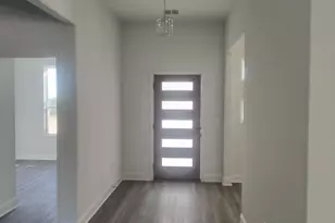 20008 Boggy Ford Rd, Lago Vista, TX 78645 - Photo 10