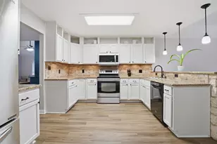 5709 Fair Wind St, Fort Worth, TX 76135 - Photo 12