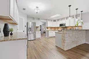 5709 Fair Wind St, Fort Worth, TX 76135 - Photo 10