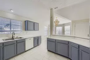 6609 Pecanwood Dr, Arlington, TX 76001 - Photo 12