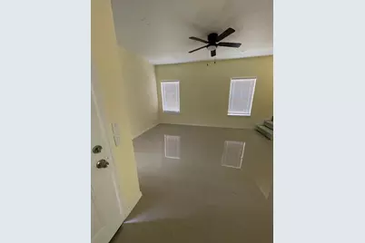 4714 Frank, Dallas, TX 75210 - Photo 12