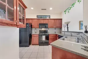 1607 Masters Dr, DeSoto, TX 75115 - Photo 6