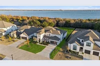 1321 McClintock Drive, Shady Shores, TX 76208 - Photo 4