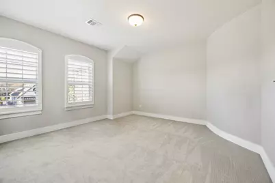 1321 McClintock Drive, Shady Shores, TX 76208 - Photo 32