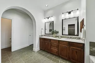 2201 Shakespeare St, Carrollton, TX 75010 - Photo 22