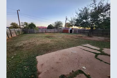 9 Palmer, Merkel, TX 79536 - Photo 4