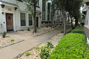 3028 Carmel St, Dallas, TX 75204 - Photo 2