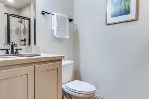 3028 Carmel St, Dallas, TX 75204 - Photo 14