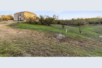 3223 Koscher Drive, Grand Prairie, TX 75104 - Photo 10