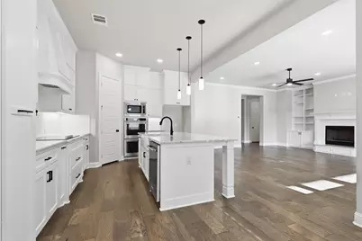 287 Paluxy Street, Burleson, TX 76028 - Photo 12