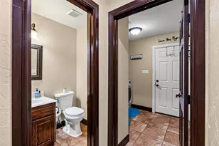 8918 N Longwood Dr, Granbury, TX 76049 - Photo 32