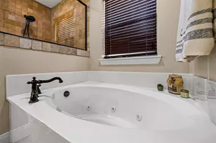 8918 N Longwood Dr, Granbury, TX 76049 - Photo 24