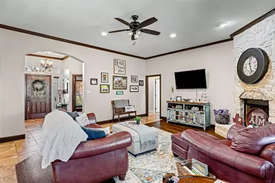 8918 N Longwood Drive, Granbury, TX 76049 - Photo 6