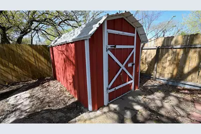 1210 Miller Street, Bowie, TX 76230 - Photo 26