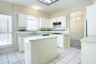 105 N Laurel Springs Dr, DeSoto, TX 75115 - Photo 6