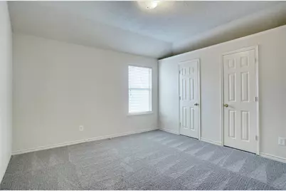 105 N Laurel Springs Drive, DeSoto, TX 75115 - Photo 14