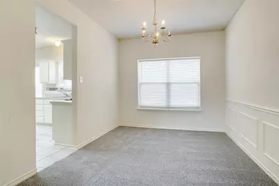 105 N Laurel Springs Drive, DeSoto, TX 75115 - Photo 4