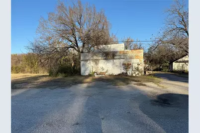 408 N Parkway Drive, Alvarado, TX 76009 - Photo 2
