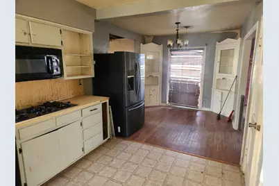 523 Richardson Street, Jacksboro, TX 76458 - Photo 10